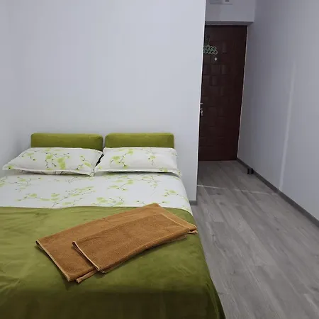 Anna Home Ramnicu Valcea Exterior photo