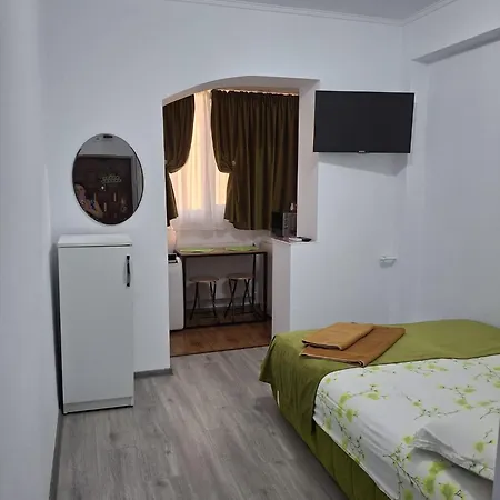 Anna Home Ramnicu Valcea Exterior photo